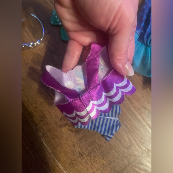 Sold!! American Girl Doll Wellie Wishers Lot Raft sled mermaid outfits crown - Picture 6 of 12